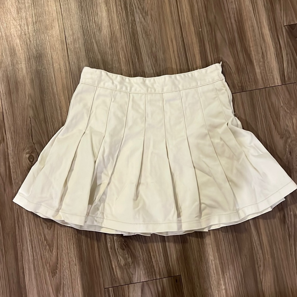 Brandy Melville tennis skort